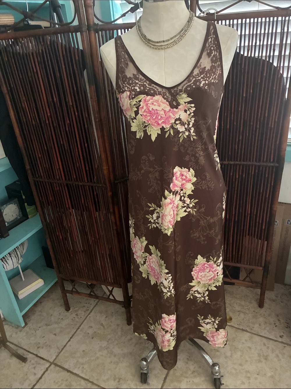 Oscar de la Renta gown
